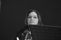 2011 Márcia Theóphilo