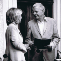 2002 Hans Magnus Enzensberger