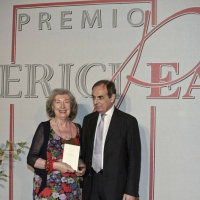 Premio Edito 2012 a Donatella Bisutti